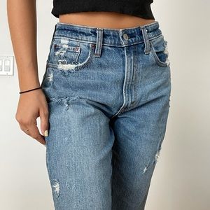 Abercrombie & Fitch Curve Love High Rise Mom Jean